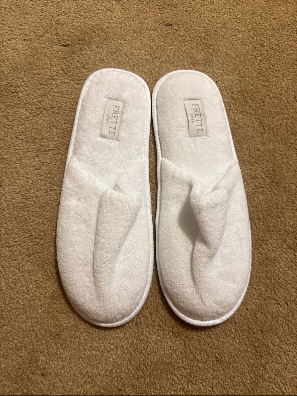 Frette White Terry Hotel Slippers - Unisex Comfort Slip-Ons